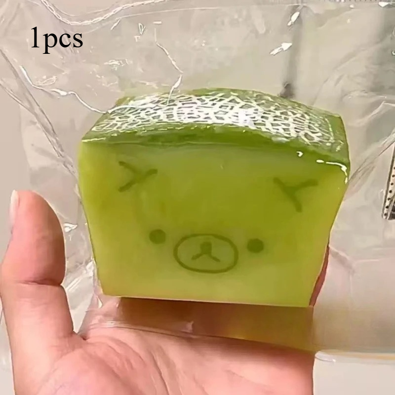 light green melon bear rilakku - Desk Setup Lighting 评论和价格