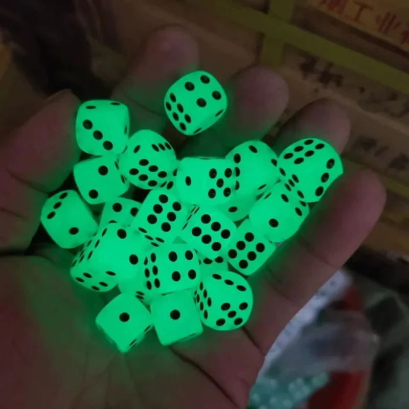6-36Pcs 14mm Luminous Dice 6 S - Desk Setup Dark 评论和价格
